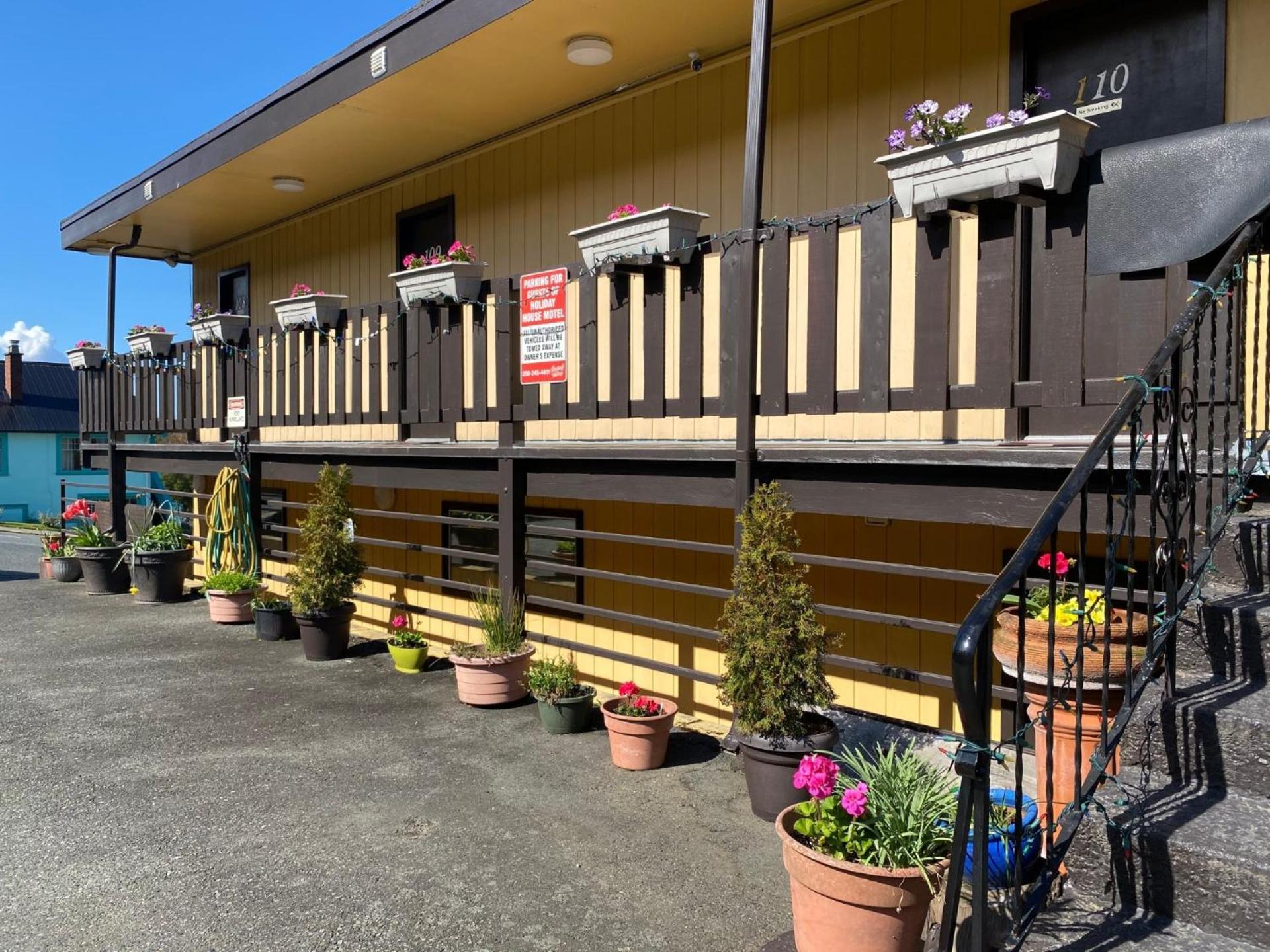Holiday House Motel Ladysmith Εξωτερικό φωτογραφία