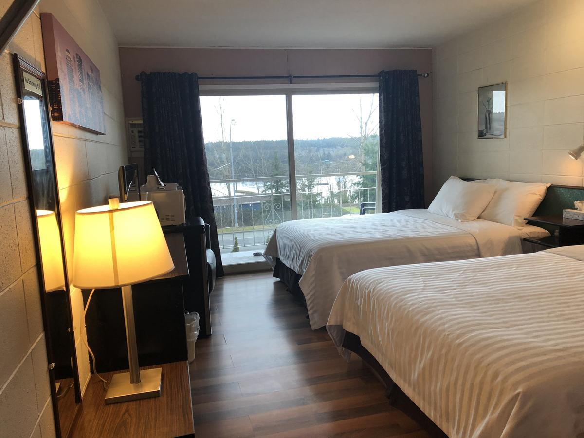 Holiday House Motel Ladysmith Εξωτερικό φωτογραφία